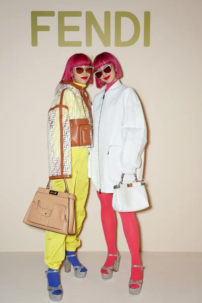 Look 3